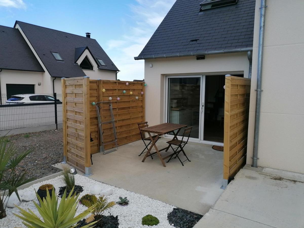 Les Pommiers Duplex Cosy Tout Confort Dans Maison Neuve Avec Terrasse Entree Independante 5 Mn De Bayeux Et 10 Mn Plage Du Debarquement Sommervieu Exterior foto