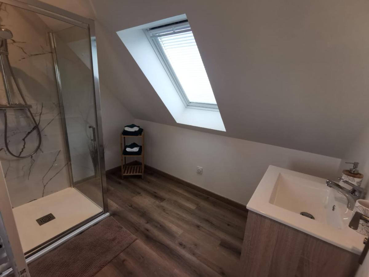 Les Pommiers Duplex Cosy Tout Confort Dans Maison Neuve Avec Terrasse Entree Independante 5 Mn De Bayeux Et 10 Mn Plage Du Debarquement Sommervieu Exterior foto